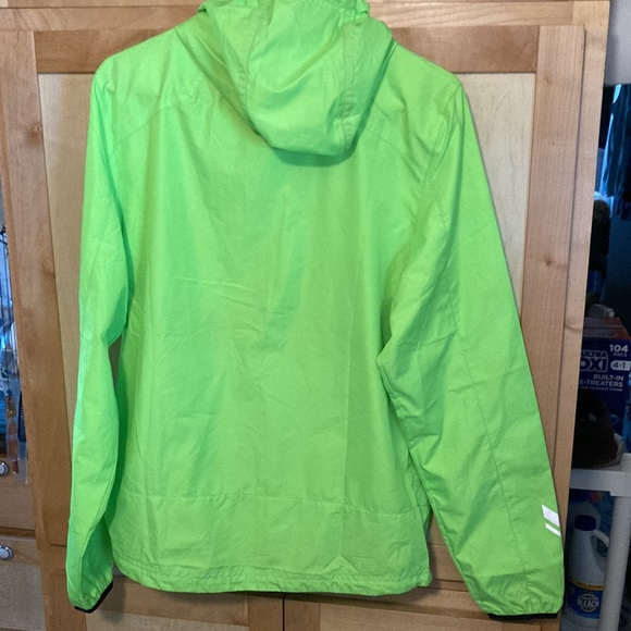 Under Armour jacket. Size small - Picture 4 of 6